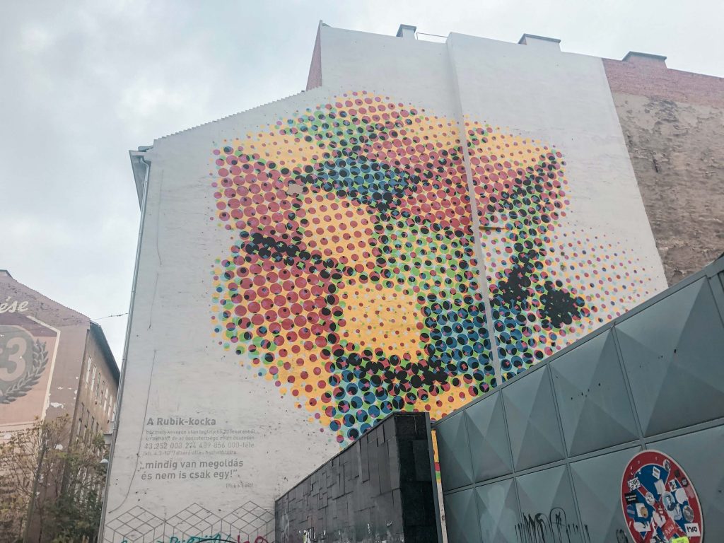 rubik's cube mural budapest