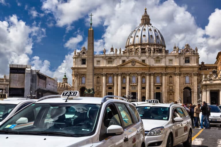 Is there Uber in Rome? (A 2023 Guide to Getting Around)