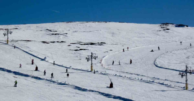 Does it snow in Portugal? What to Expect from a Portuguese Winter!