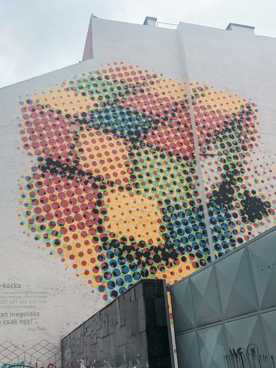 rubik's cube mural budapest